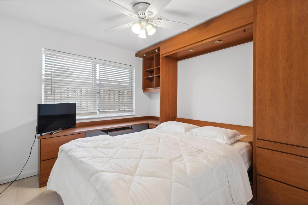 Chic Fort Lauderdale House With Private Pool エクステリア 写真