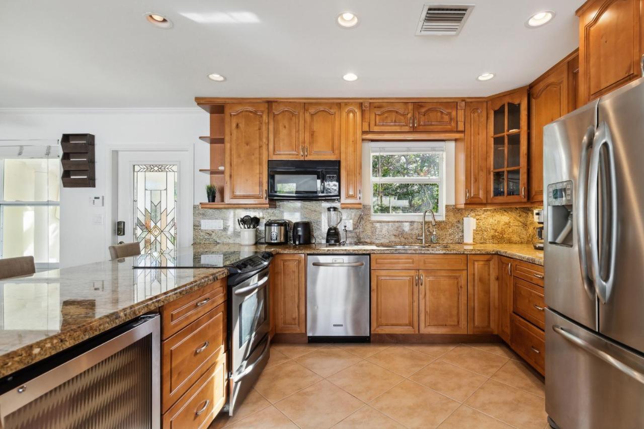 Chic Fort Lauderdale House With Private Pool エクステリア 写真